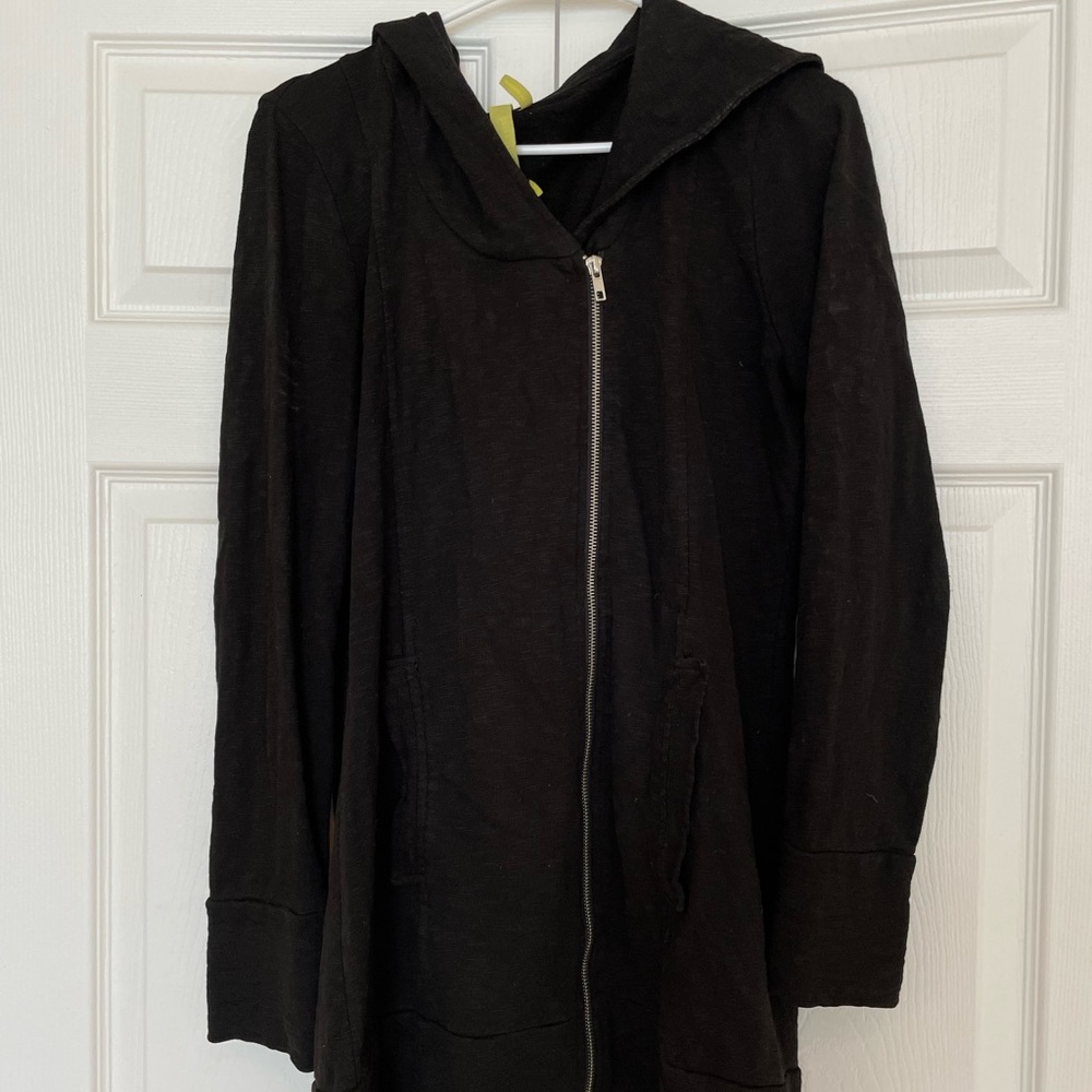 Size medium Green Dragon hoodie